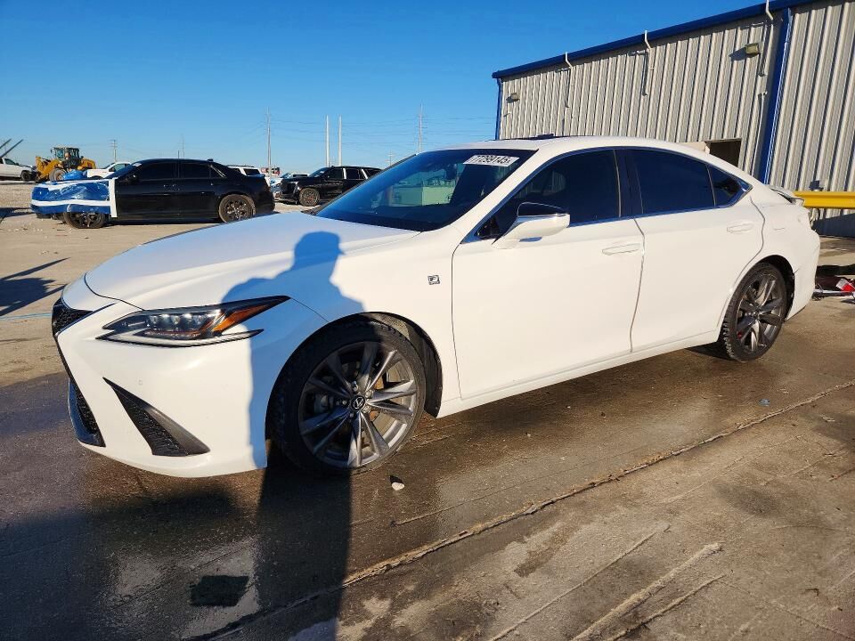 2019 LEXUS ES
