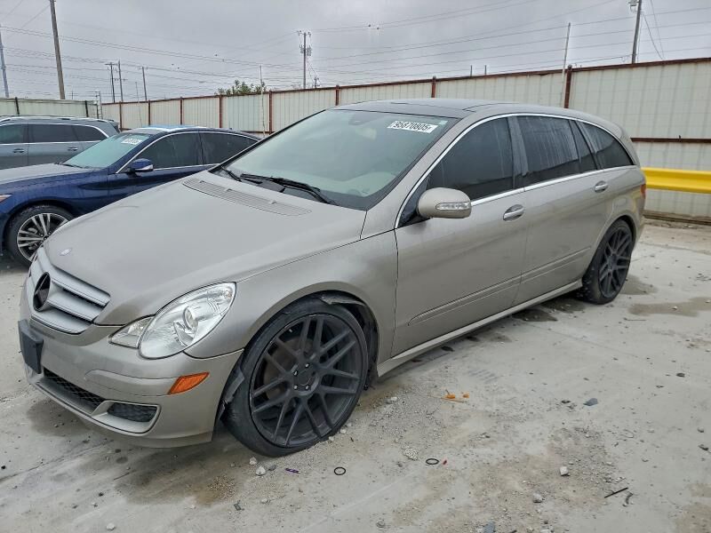 Mercedes-Benz R-Class
