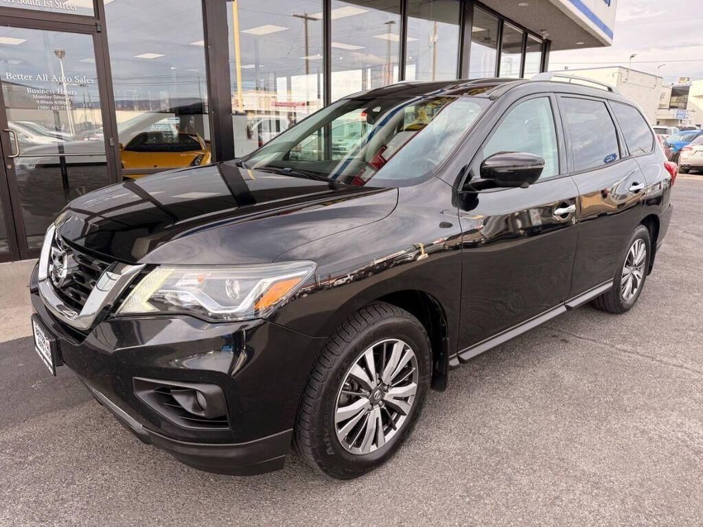 2018 NISSAN Pathfinder