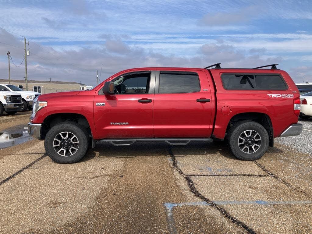 2018 TOYOTA Tundra