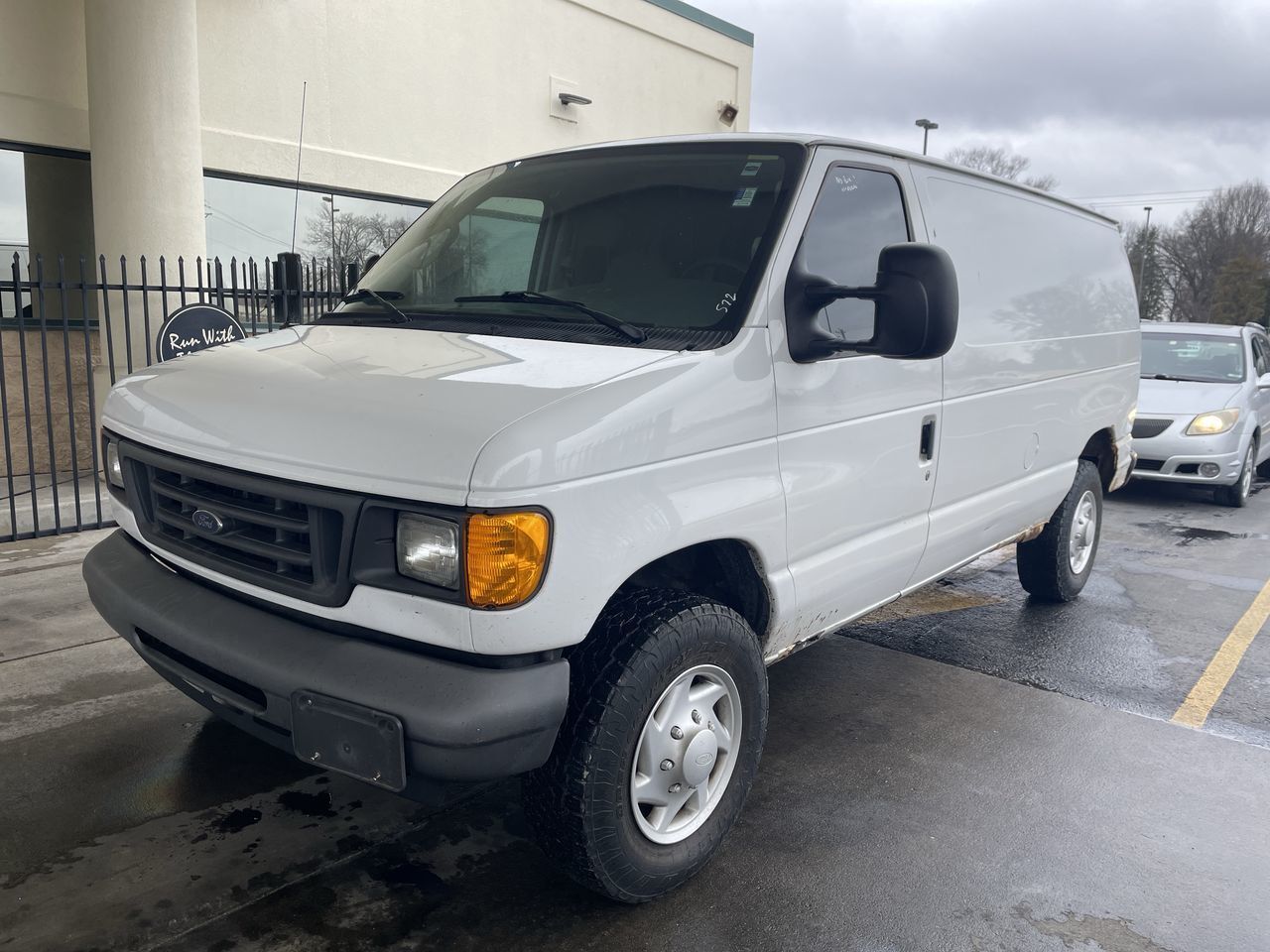 Ford E-250