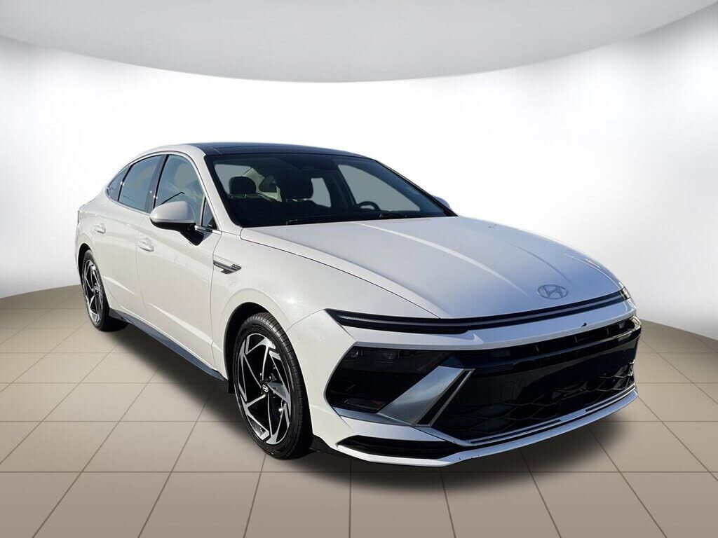 2024 HYUNDAI Sonata