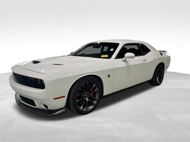 2021 DODGE Challenger