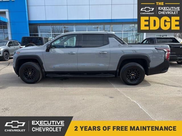 2025 CHEVROLET Silverado EV