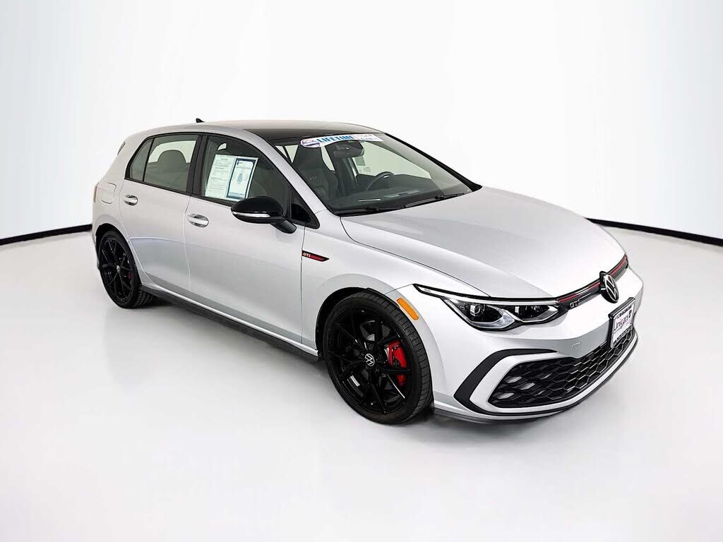 2024 VOLKSWAGEN Golf GTI