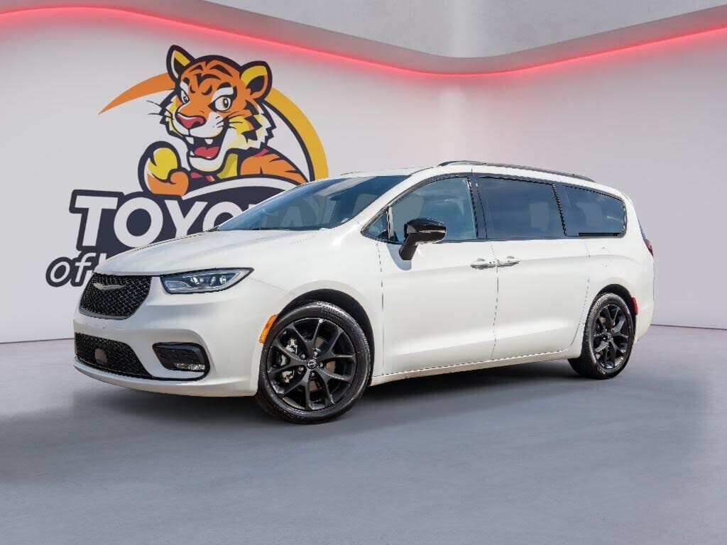 2025 CHRYSLER Pacifica