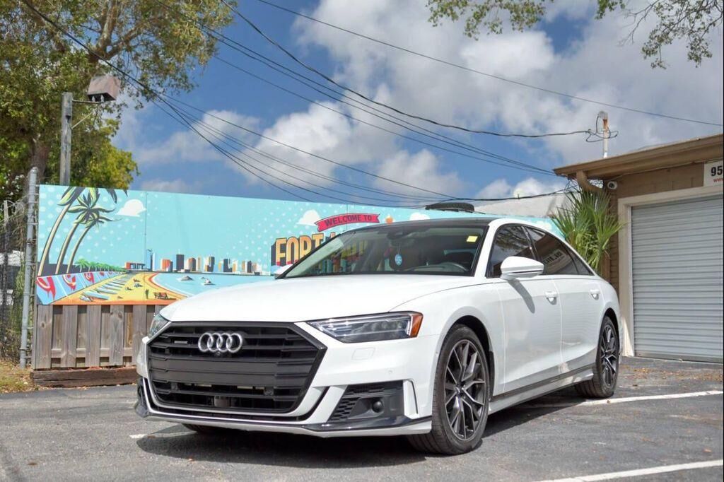 2020 AUDI A8