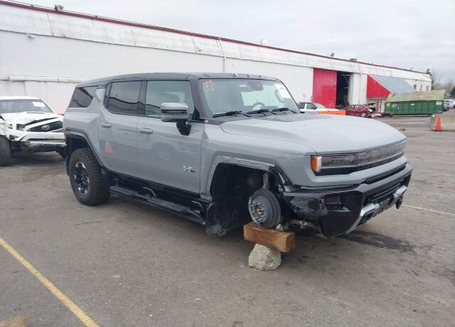 2025 GMC Hummer EV SUV