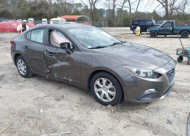 2016 MAZDA Mazda3
