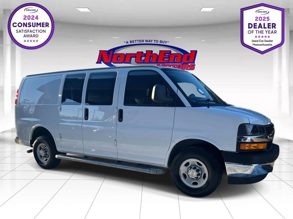 2024 CHEVROLET Express