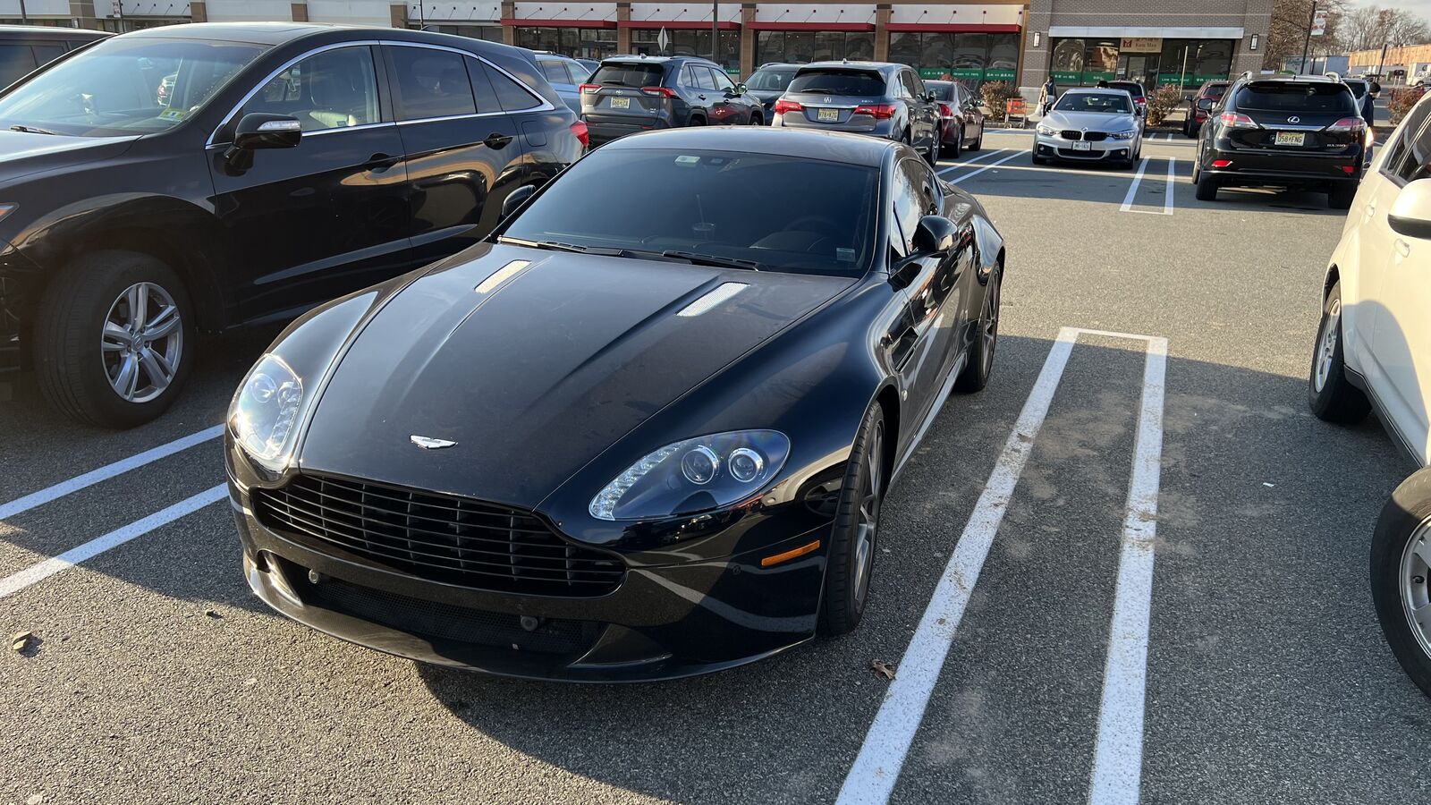 Aston Martin V8 Vantage