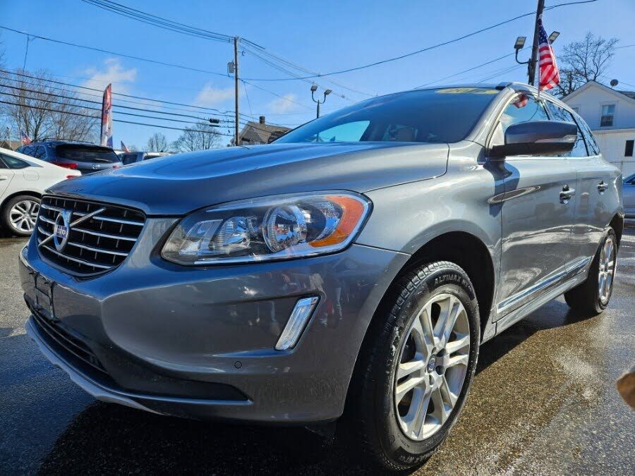 2016 VOLVO XC60