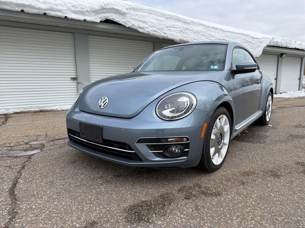 2019 VOLKSWAGEN Beetle