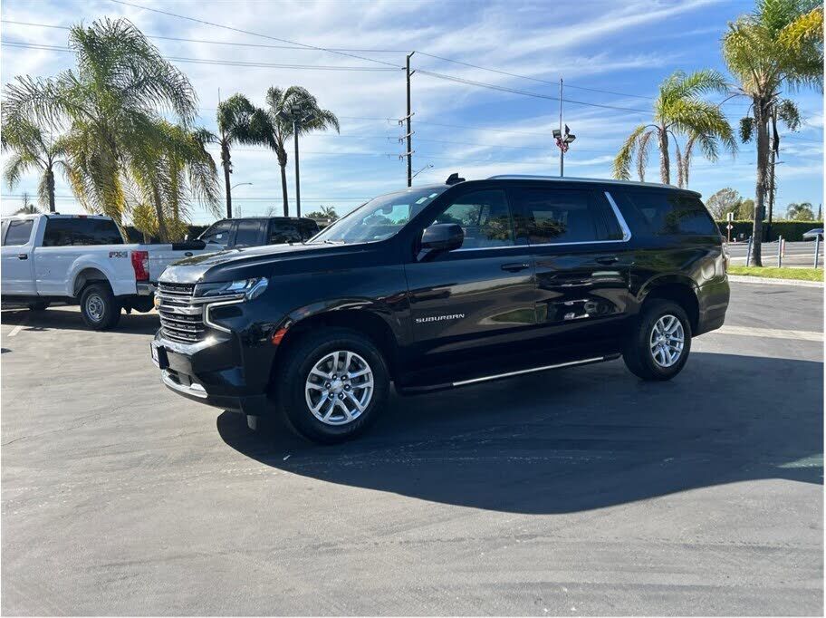 2021 CHEVROLET Suburban