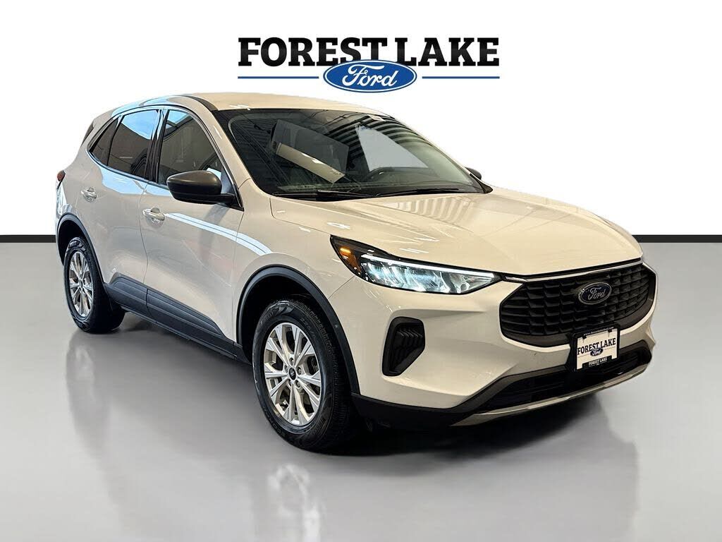 2024 FORD Escape