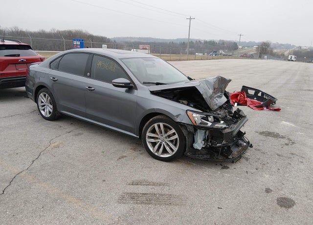 2019 VOLKSWAGEN Passat