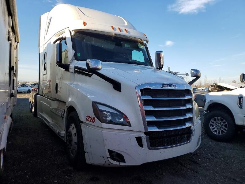 2021 FREIGHTLINER New Cascadia 126" Sleepercab