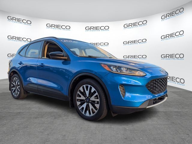 2020 FORD Escape