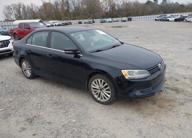 2012 VOLKSWAGEN Jetta