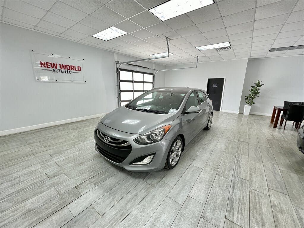 2014 HYUNDAI Elantra