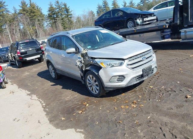 2017 FORD Escape