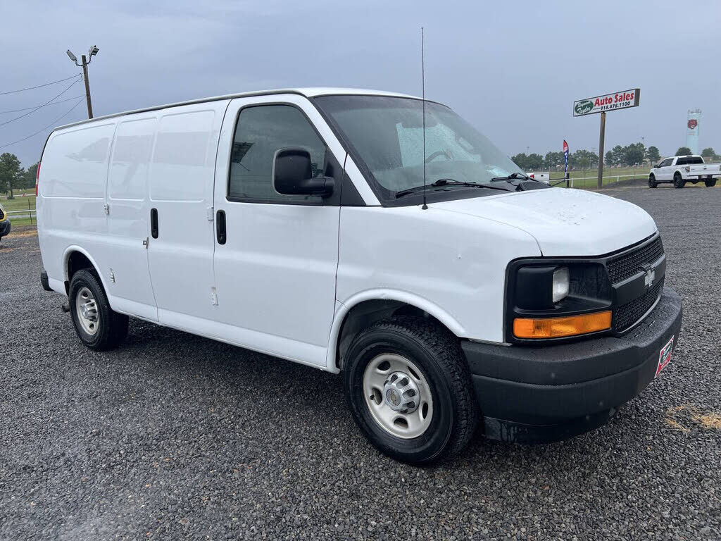 2017 CHEVROLET Express