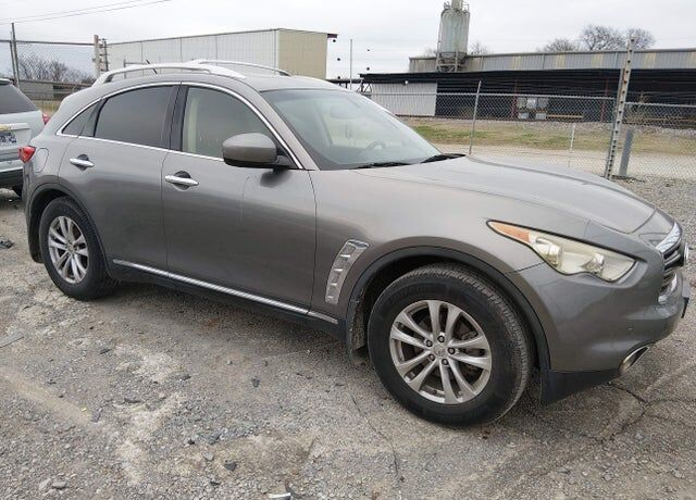 2013 INFINITI FX37