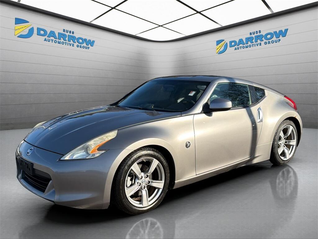 2009 NISSAN 370Z