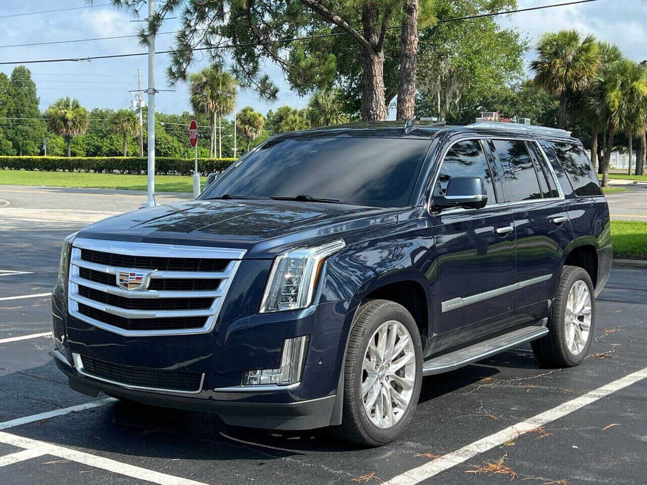 2019 CADILLAC Escalade