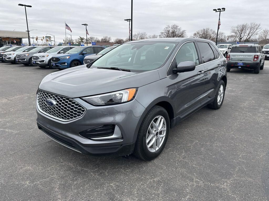 2024 FORD Edge
