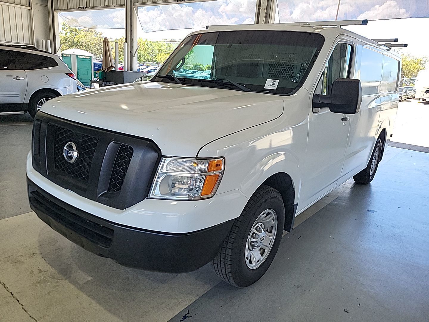 Nissan NV
