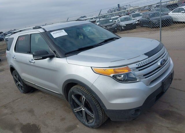 2013 FORD Explorer