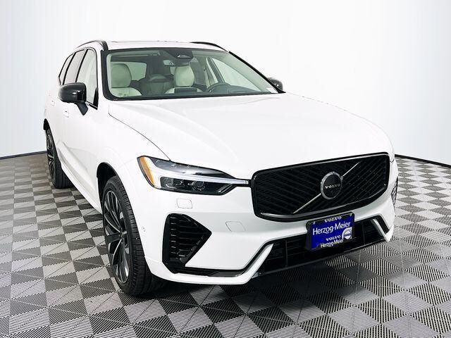 2026 VOLVO XC60
