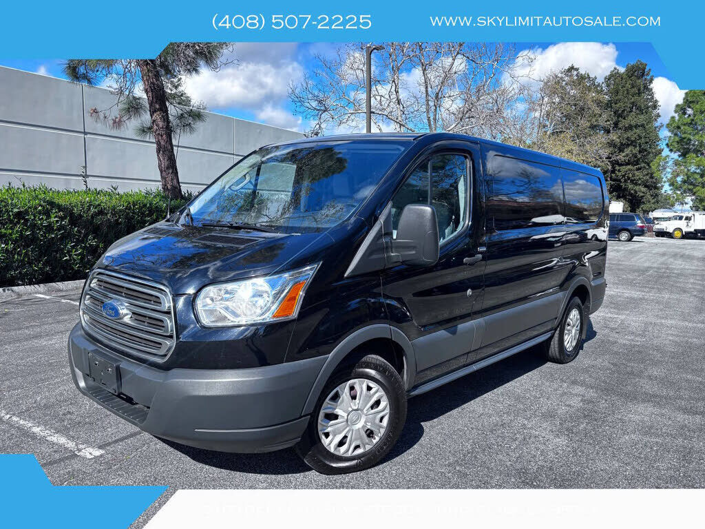 2018 FORD Transit