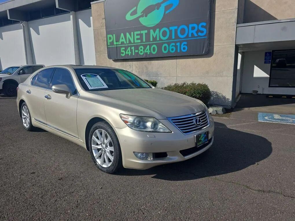 2011 LEXUS LS