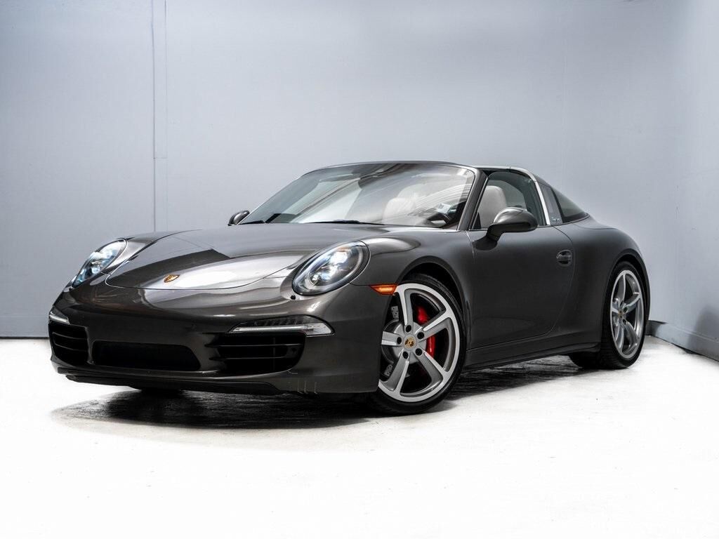 2016 PORSCHE 911