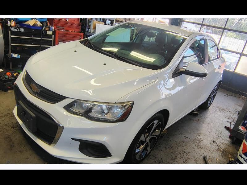 2017 CHEVROLET Sonic
