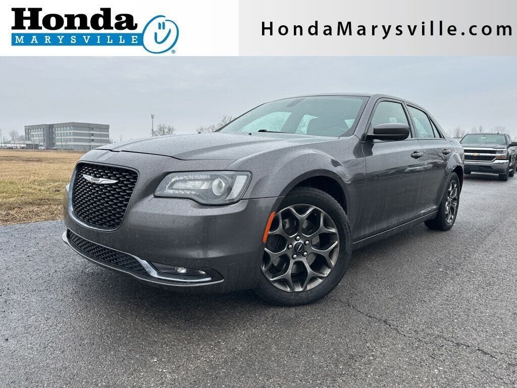 2015 CHRYSLER 300