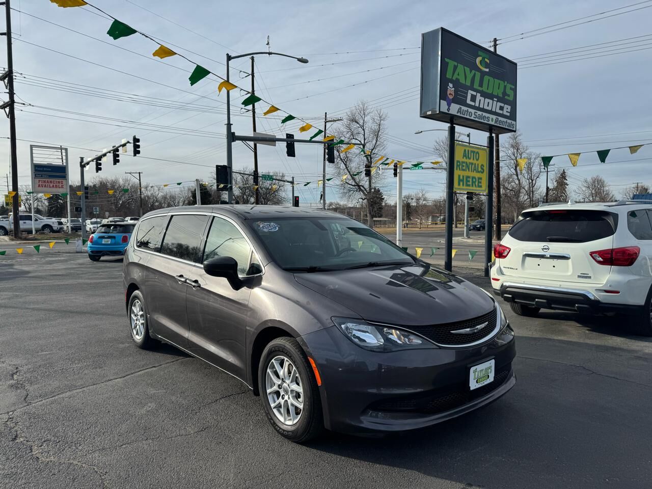 2021 CHRYSLER Voyager