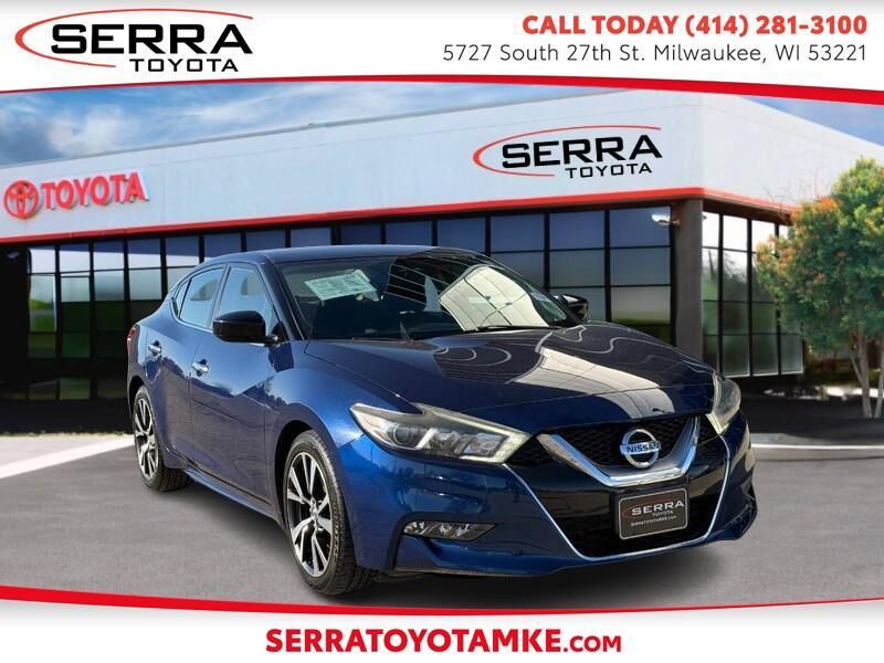 2017 NISSAN Maxima