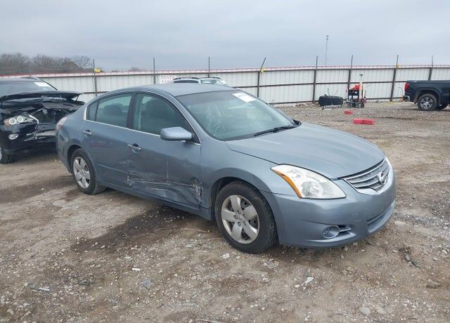 2011 NISSAN Altima