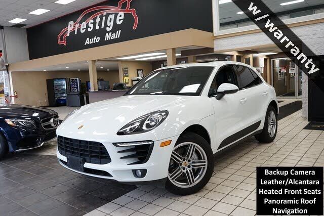 2017 PORSCHE Macan