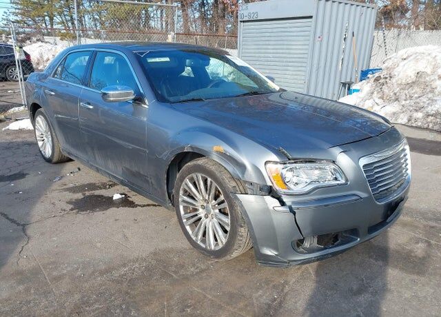 2011 CHRYSLER 300C