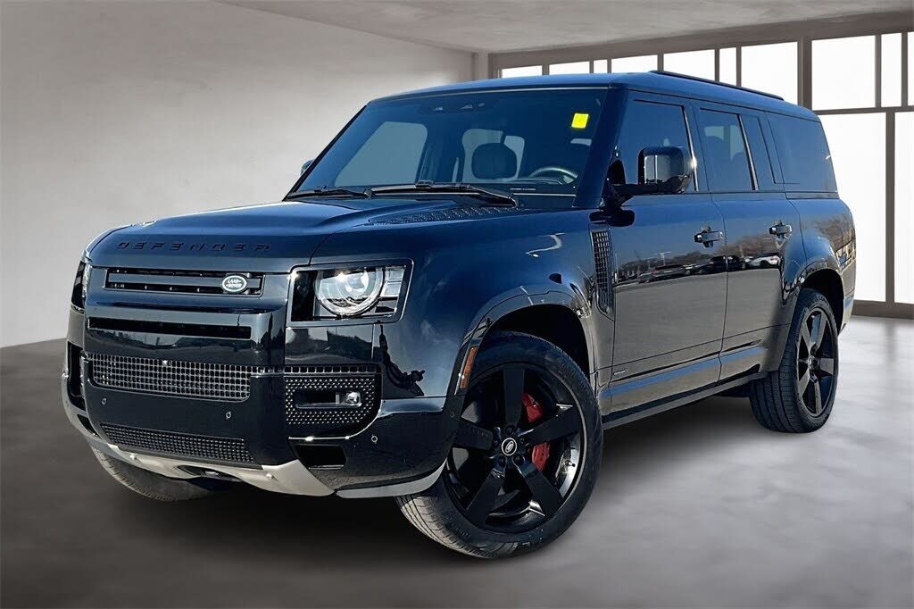 2025 LAND ROVER Defender