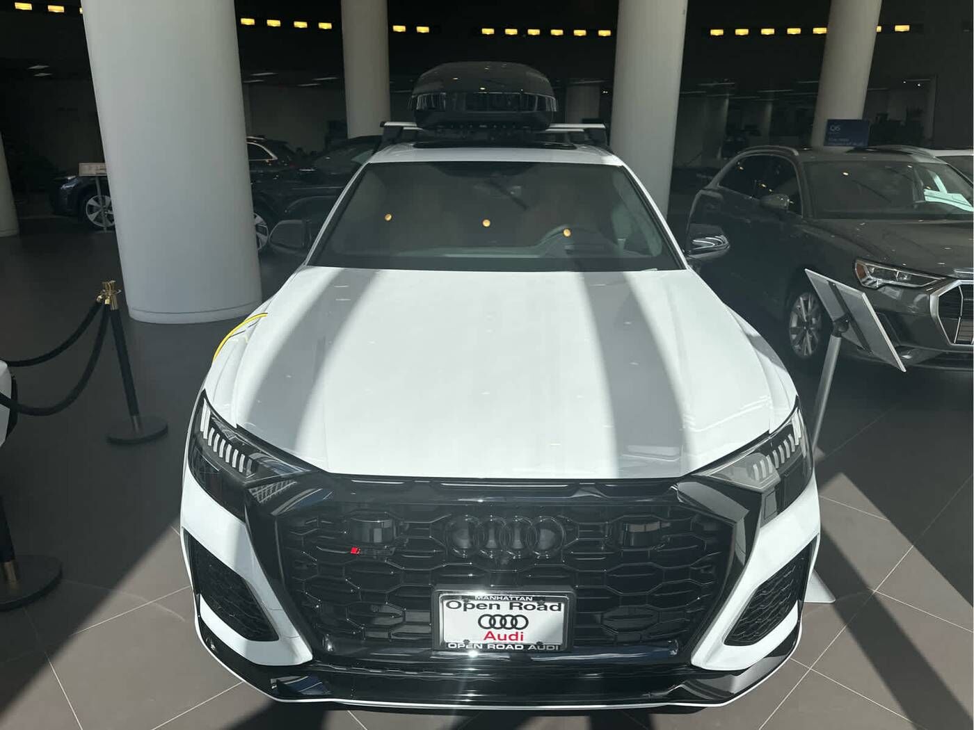 2024 AUDI RS Q8
