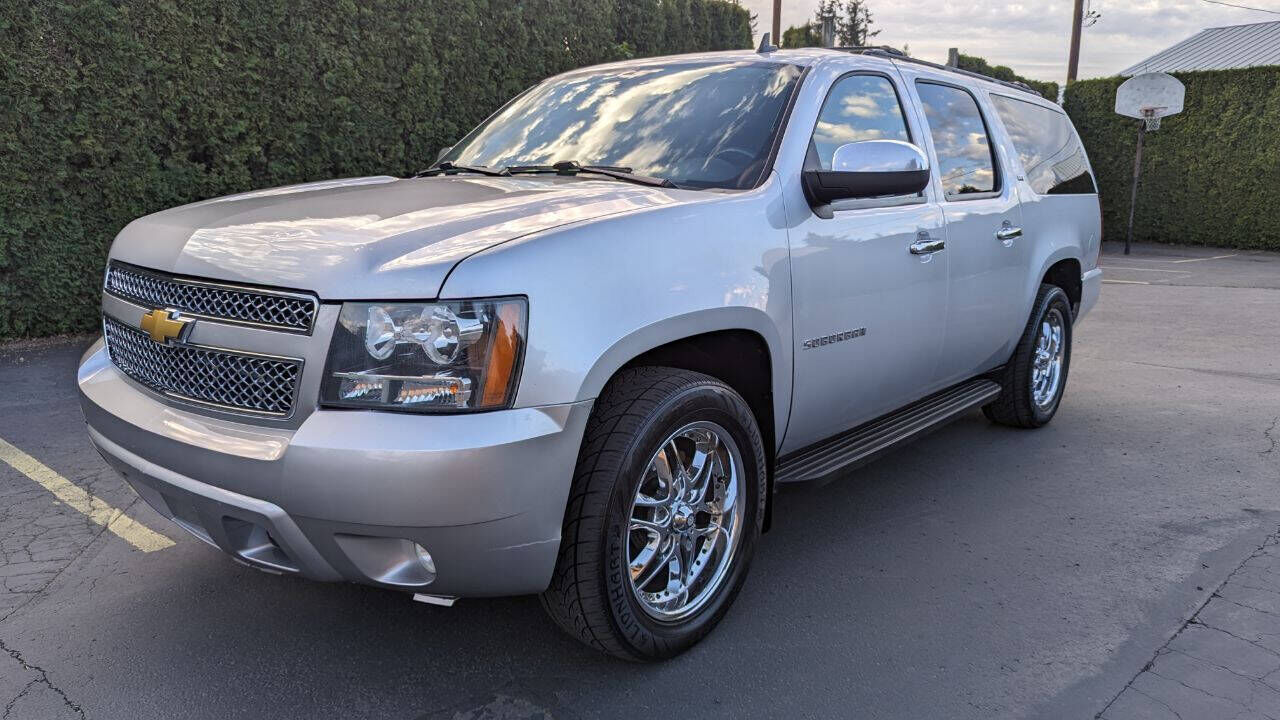 2012 CHEVROLET Suburban