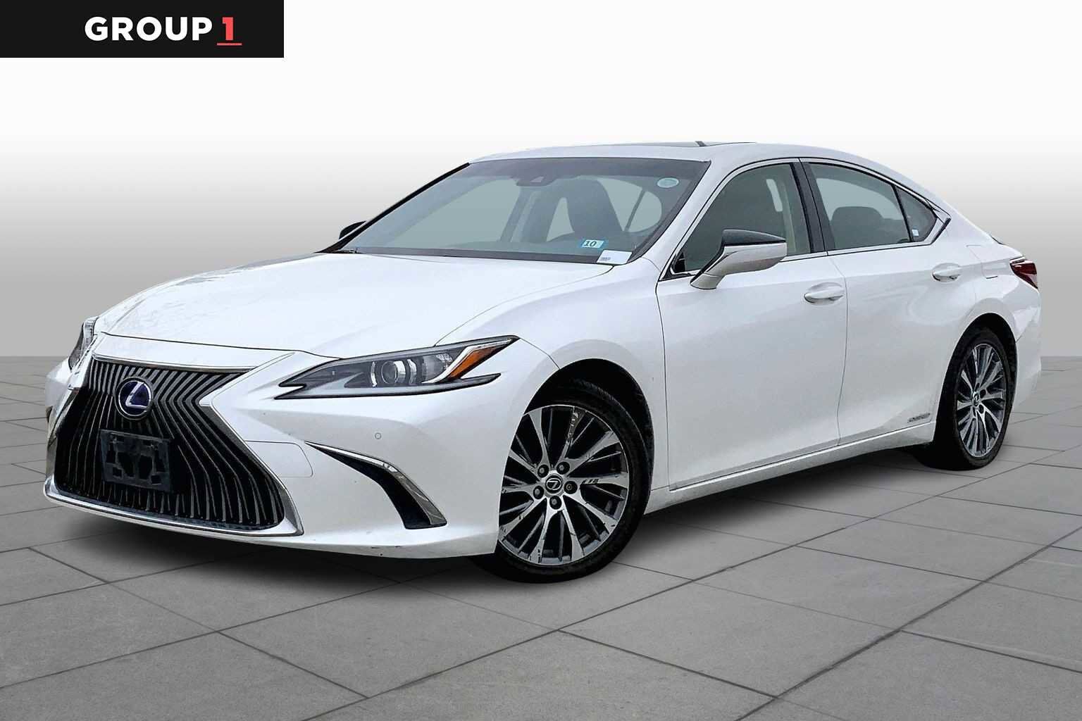 2019 LEXUS ES
