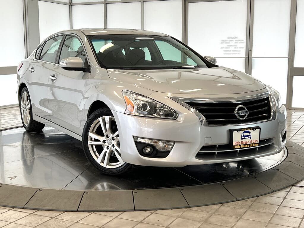 2013 NISSAN Altima
