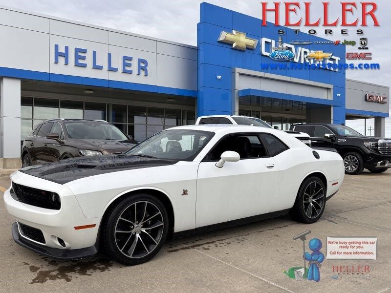 2016 DODGE Challenger