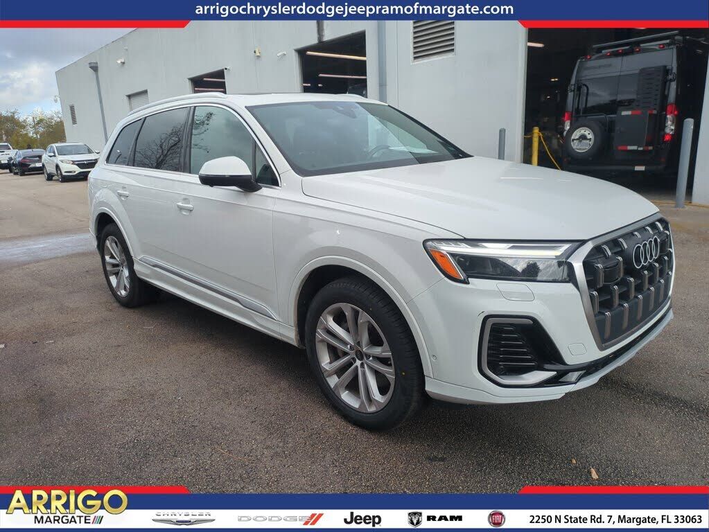 2025 AUDI Q7
